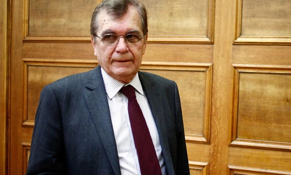 Στο νοσοκομείο ο Δημήτρης Κρεμαστινός που διεγνώσθη με κορωνοϊό